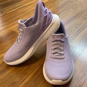 Kizik Athens Pastel Lilac used a handful of times.